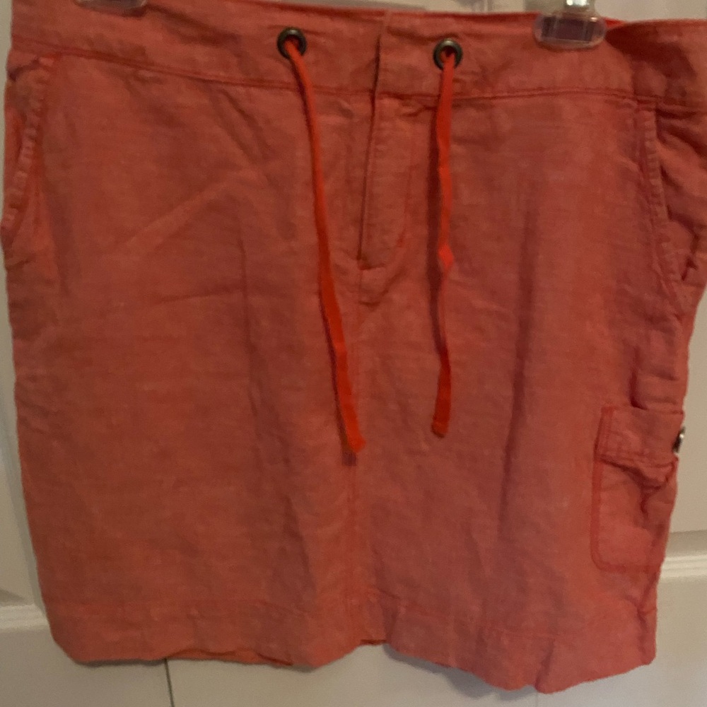 Columbia Women's Mini Skirt in Coral linen blend